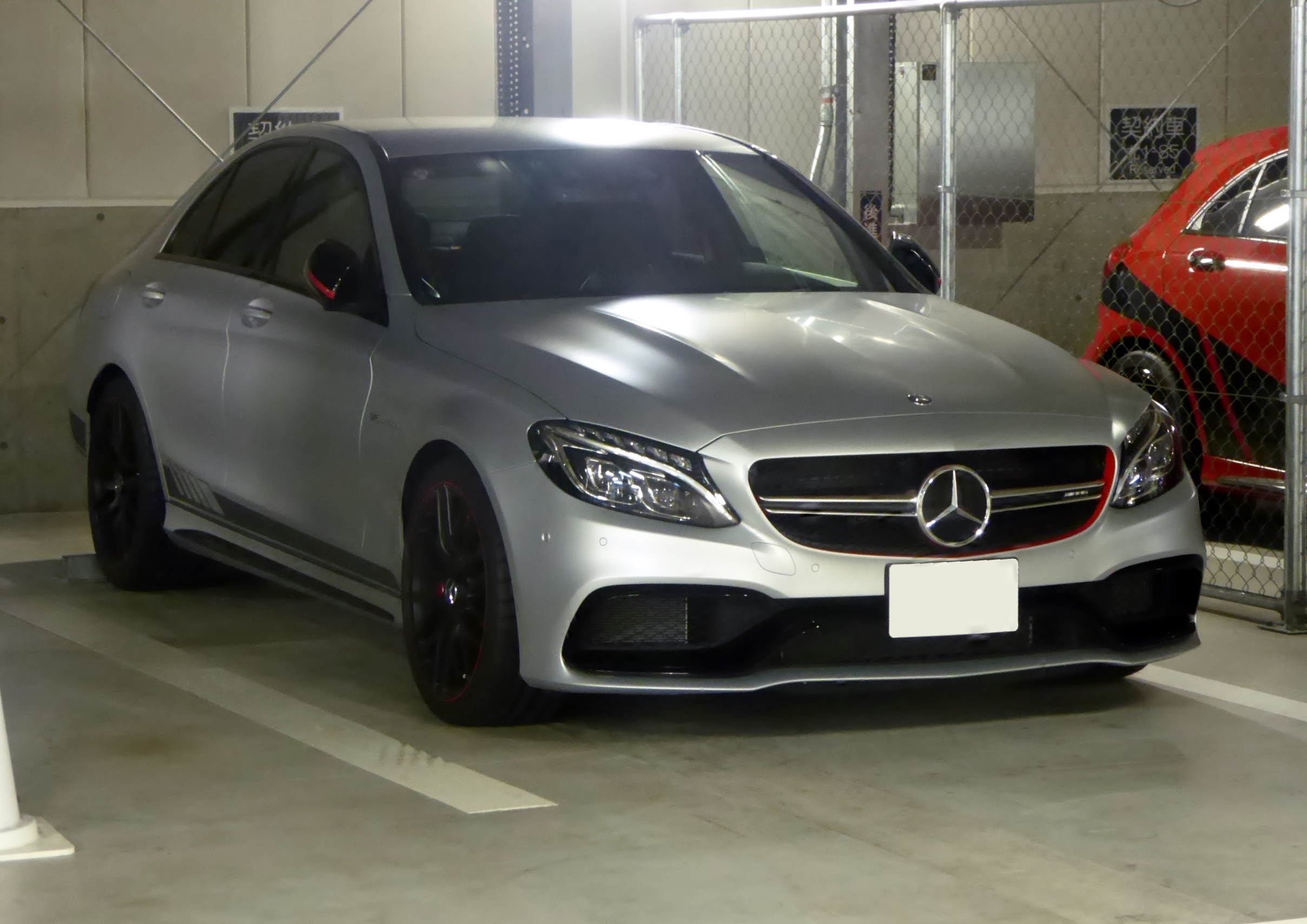 https://upload.wikimedia.org/wikipedia/commons/3/3e/Mercedes-AMG_C63_S_Edition_1_%28W205%29_front.JPG