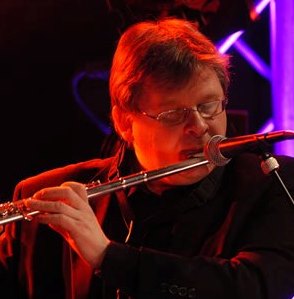 <span class="mw-page-title-main">Olav Dale</span> Norwegian composer, orchestra leader and saxophonist