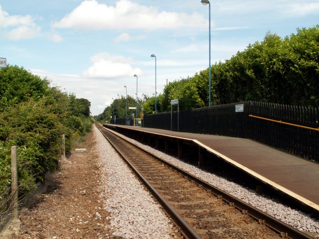 Silkstone Common railway station