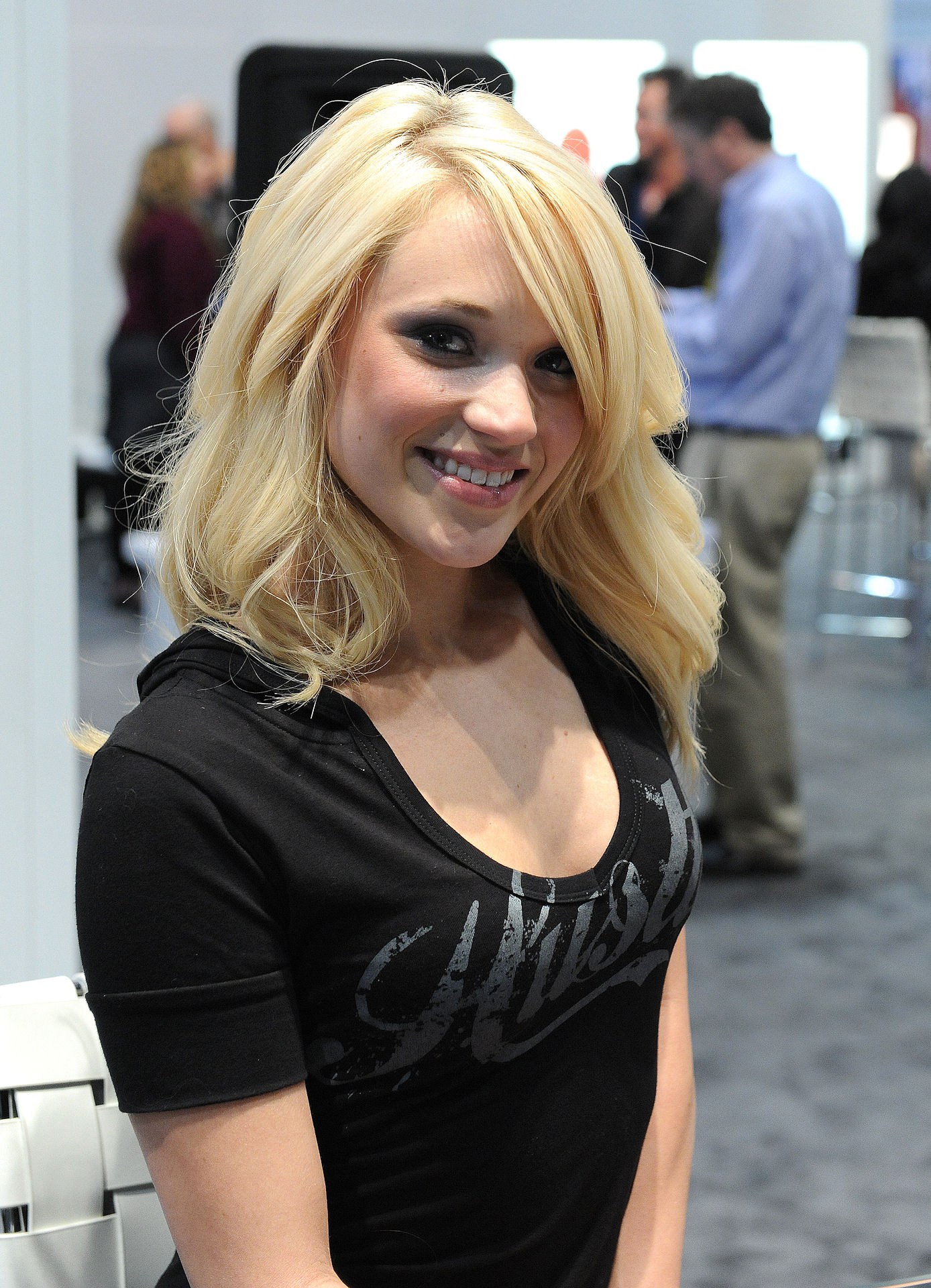 Fileteagan Summers At Avn Adult Entertainment Expo 2011 维基百科，自由的百科全书 8055