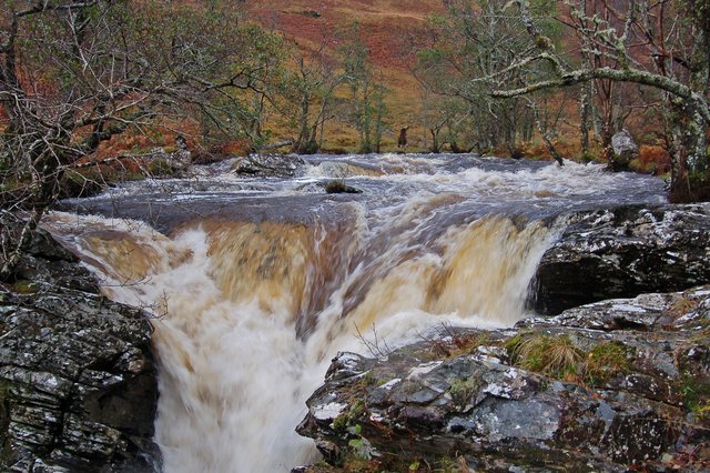 File:Waterfall on the Dundonnell River - geograph.org.uk - 607187.jpg