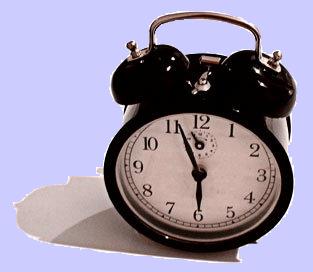 File:Windup mpalarm clock.jpg