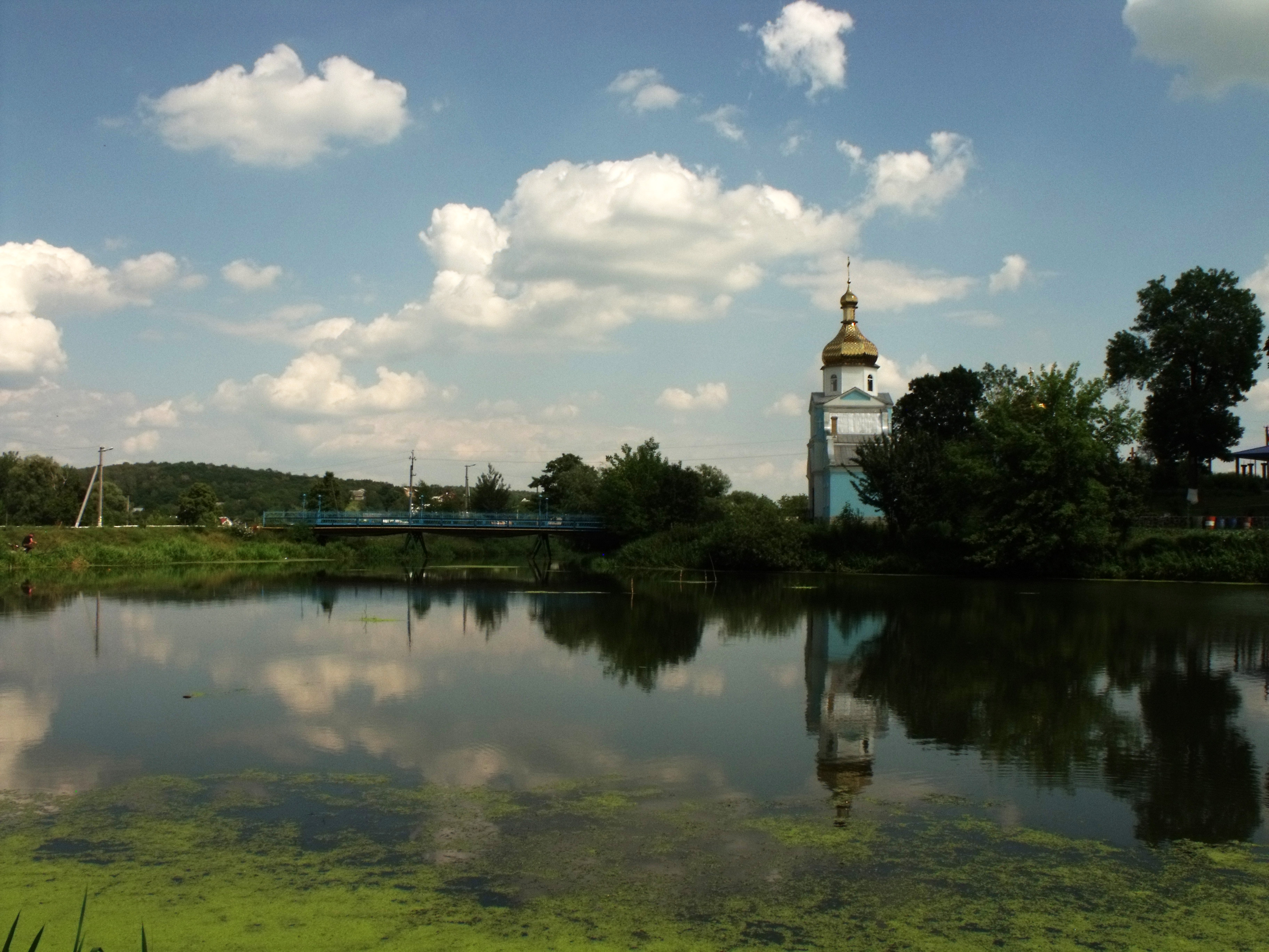 Городок на реке