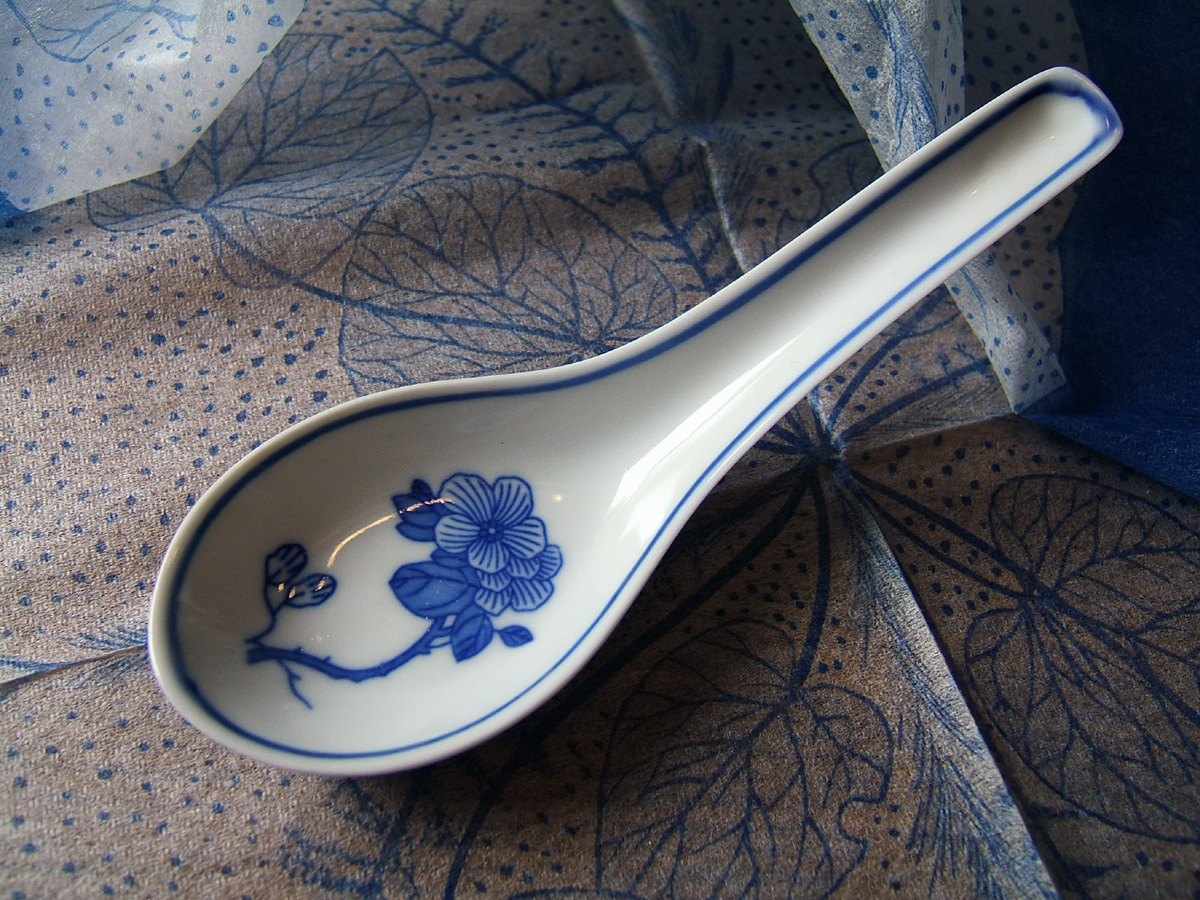 Porlien Cuchara de sopa china de 12,7 cm azul oscuro