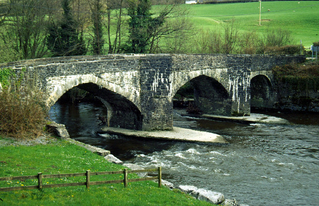 File:Afon Cothi, Abergorlech - geograph.org.uk - 41469.jpg