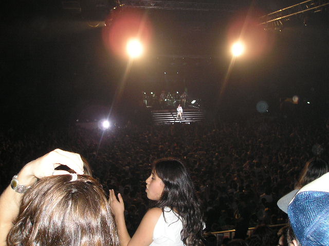 File:Babasónicos - Luna Park - 2004.JPG