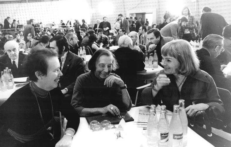 En el congreso teatral berlinés de 1975 con [[Ruth Berghaus