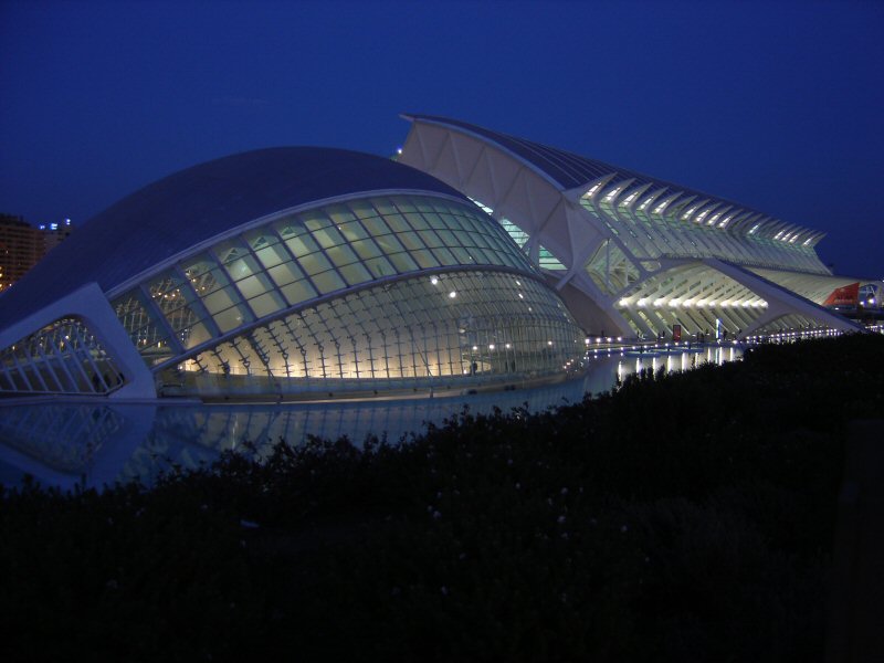 File:CAC noche - Valencia.jpg