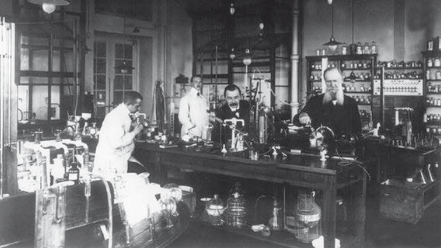 Первая в мире экспериментальная лаборатория