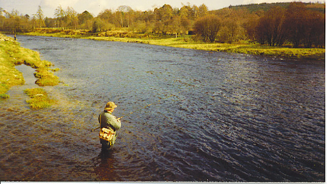 File:Fishing on the River Dee, Banchory. - geograph.org.uk - 116781.jpg