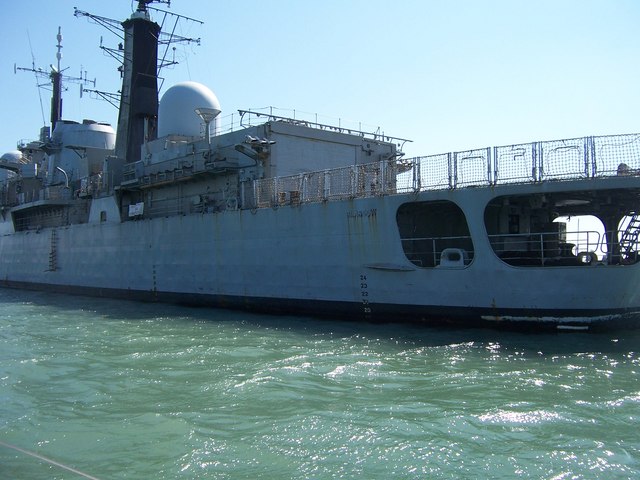 File:HMS Glasgow - Portsmouth Harbour - geograph.org.uk - 790805.jpg