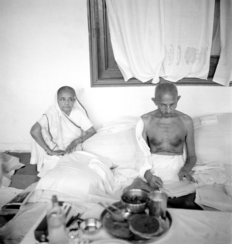 File:Kasturba with Gandhi reading.jpg