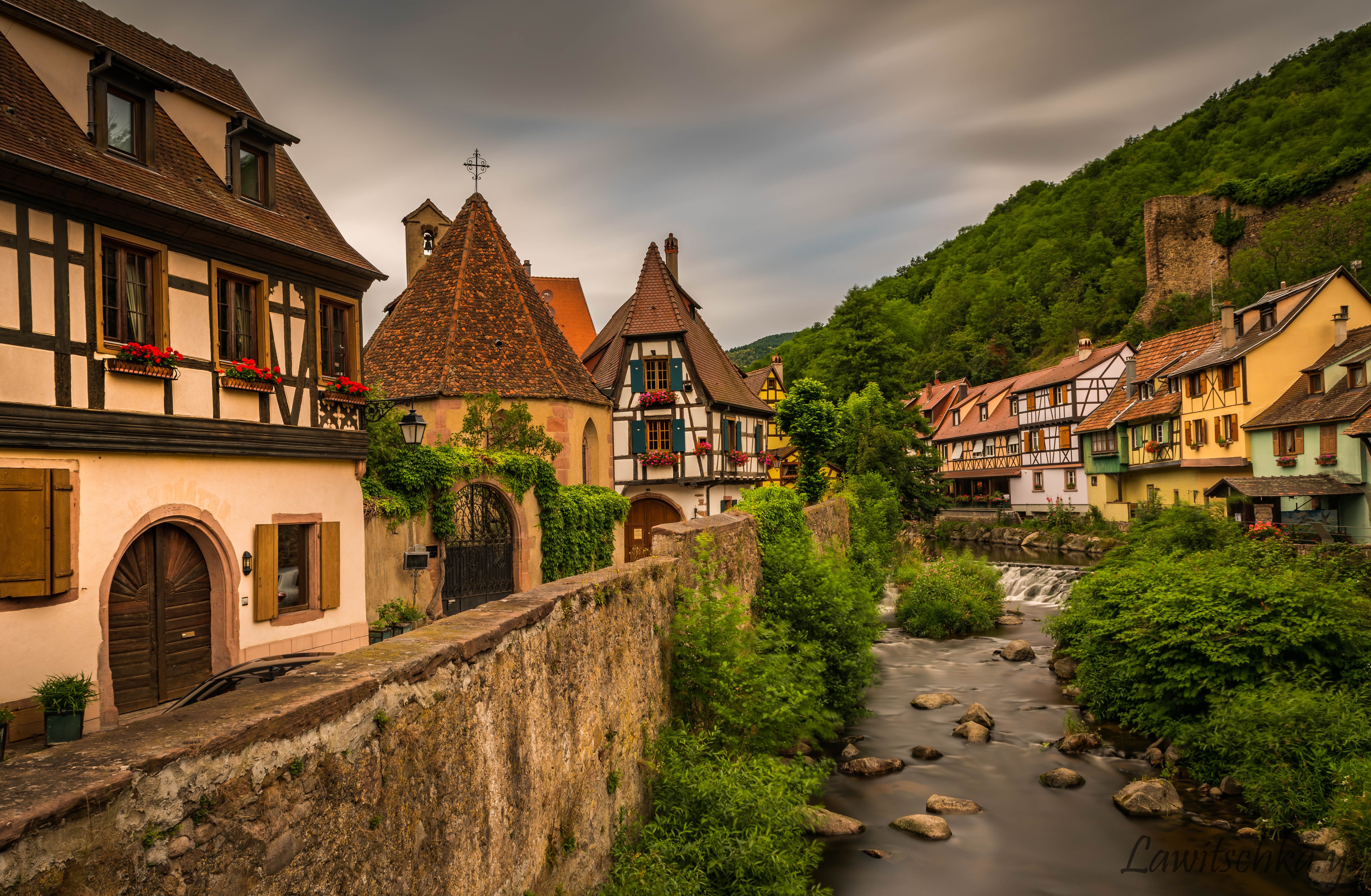 France lot. Кайзерсберг Эльзас Франция. Кайзерберг город. Кайзерсберг в Эльзасе. Кайзерсберг, Риквир, Тюркайм в Эльзасе, Франция.