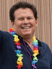 Марти Блок 2014 жылғы Сан-Диегодағы ЛГБТ мақтаныш шеруінде шеру (1) .jpg
