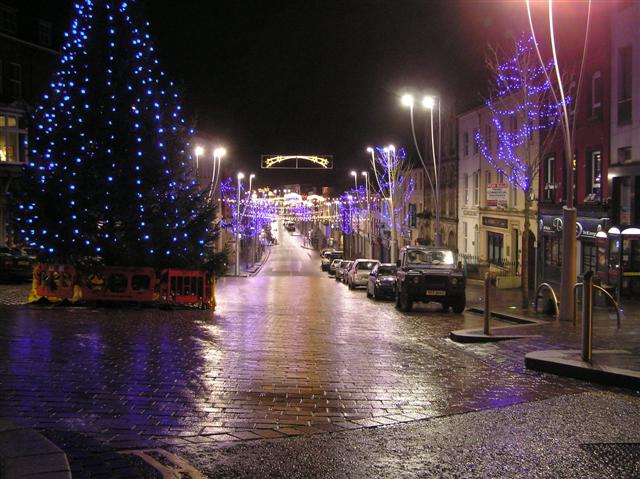 File:Omagh at night - geograph.org.uk - 1075735.jpg