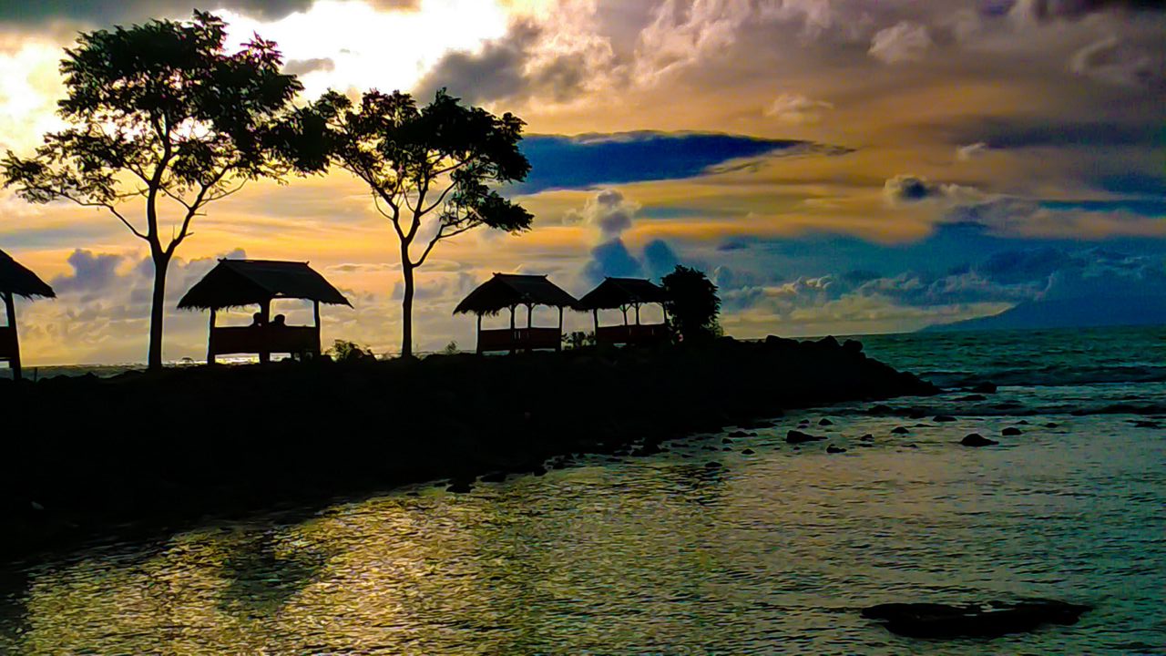  Gambar Pantai Anyer  Banten Gambar  Barumu