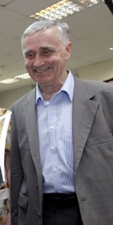 <span class="mw-page-title-main">Alexander Skrinsky</span> Russian physicist