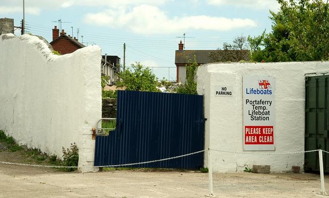 File:Temporary lifeboat station, Portaferry - geograph.org.uk - 837982.jpg