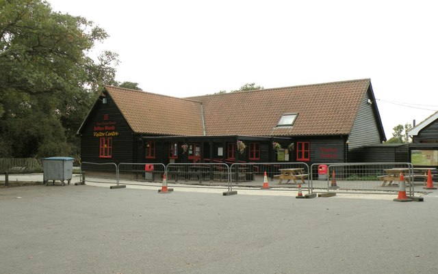 The Visitor Centre at Belhus Woods Country Park - geograph.org.uk - 1517797