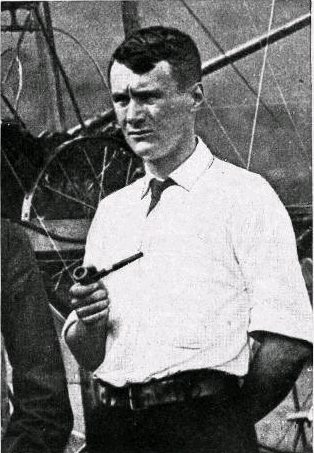 <span class="mw-page-title-main">Thomas Selfridge</span> First person ever to die in an airplane crash