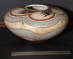 <span class="mw-page-title-main">Tyra Naha</span> American potter