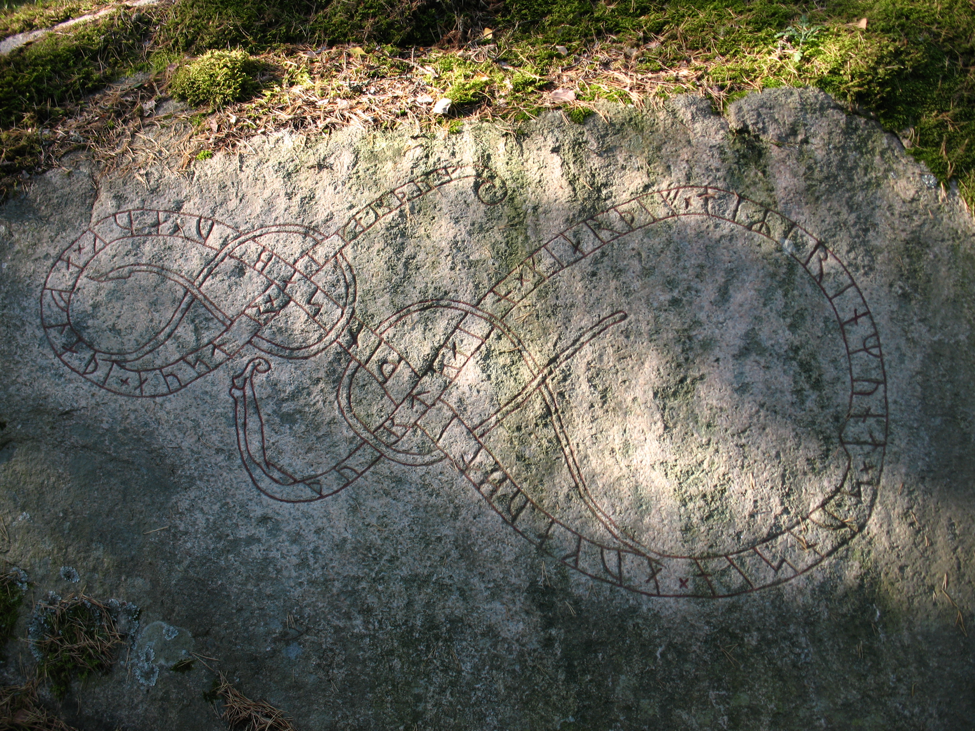 Камни с руническими надписями Швеция