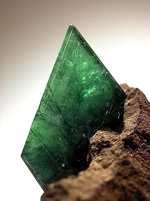 File:Vivianite-286341.jpg