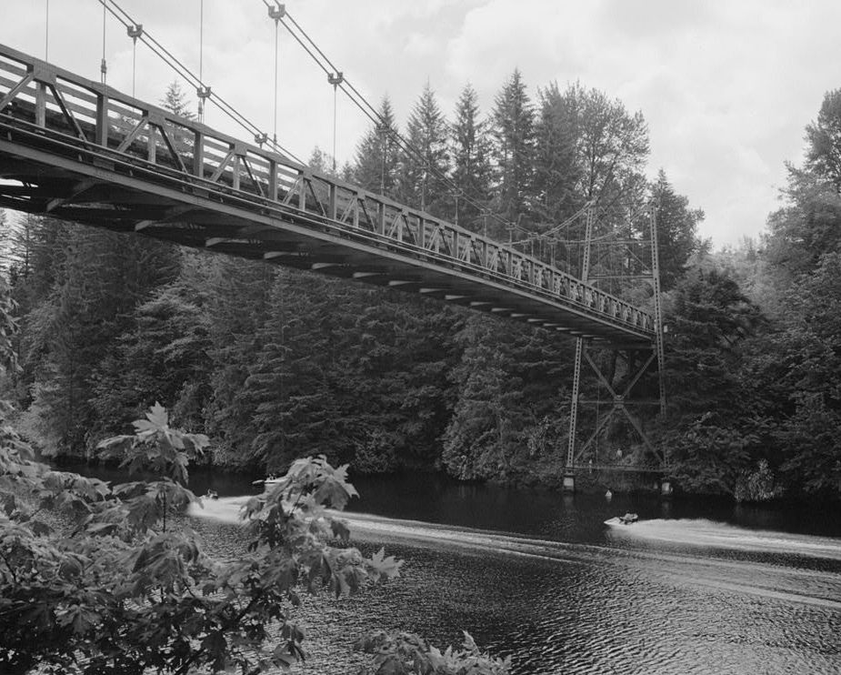 Photo of Yale Bridge