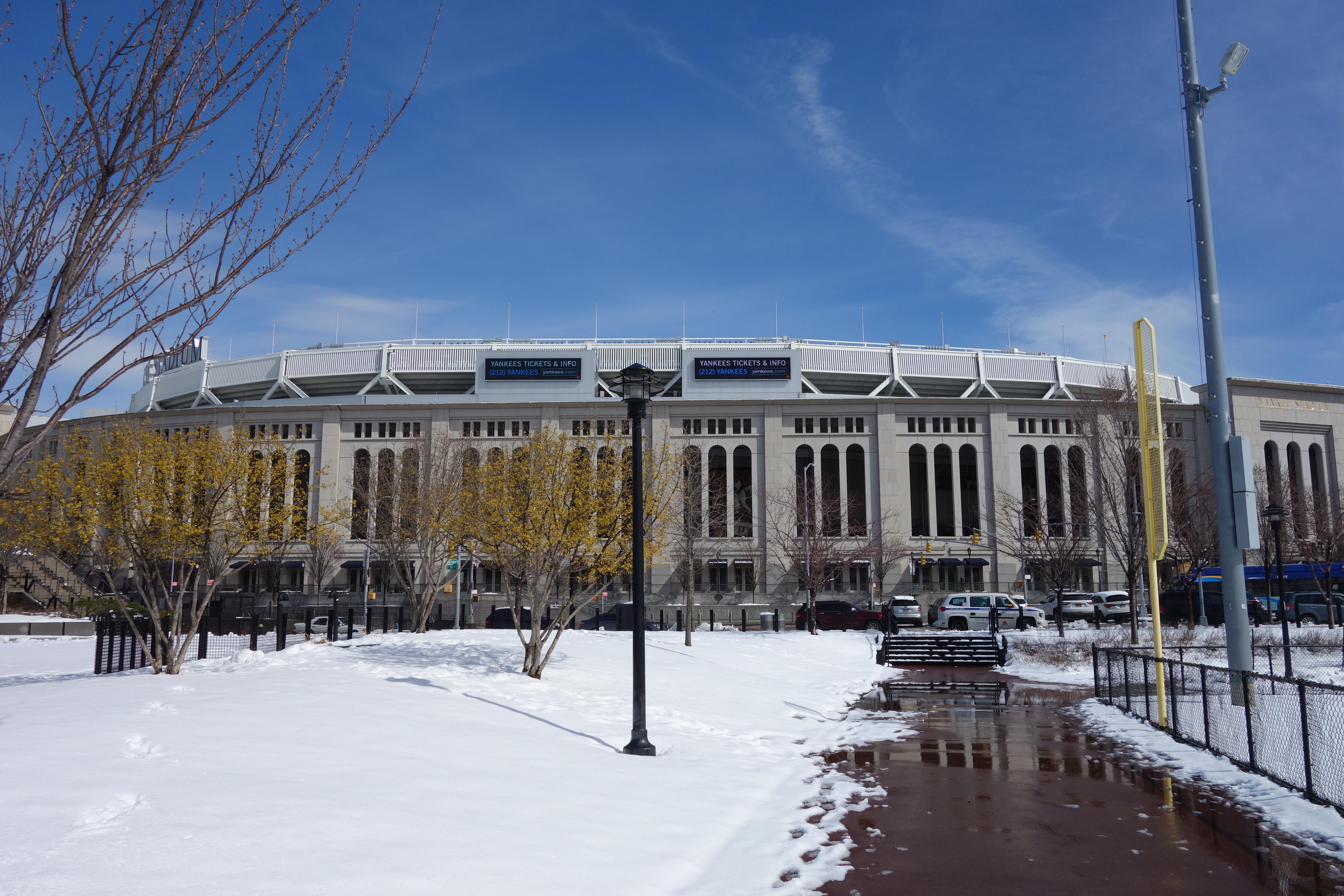 File:161st St River Av td 39 - Yankee Stadium.jpg - Wikimedia Commons