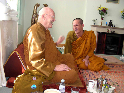 File:Ajahn Sumedho.jpg