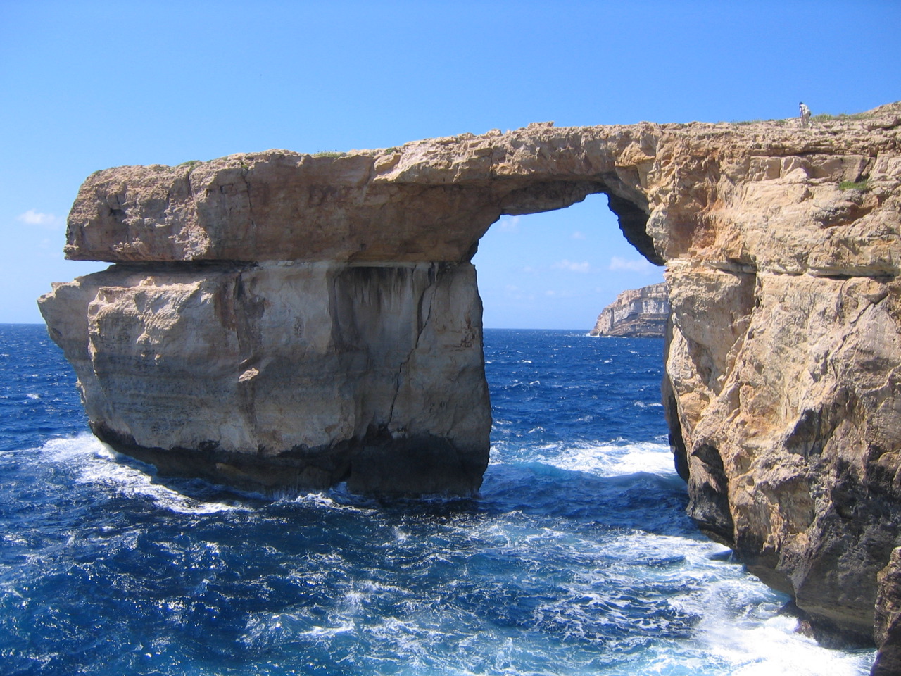 File Azure Window Jpg Wikimedia Commons