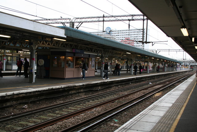 File:Barking station - geograph.org.uk - 622842.jpg