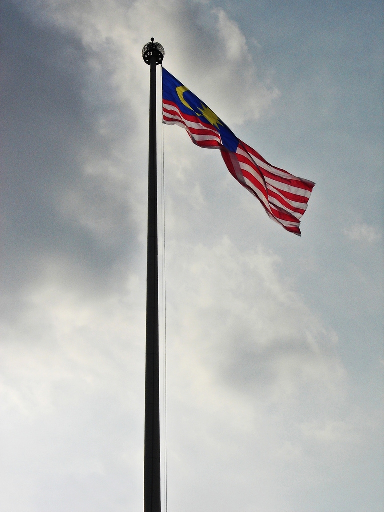 Malaysia berkibar bendera gambar Lukisan Bendera