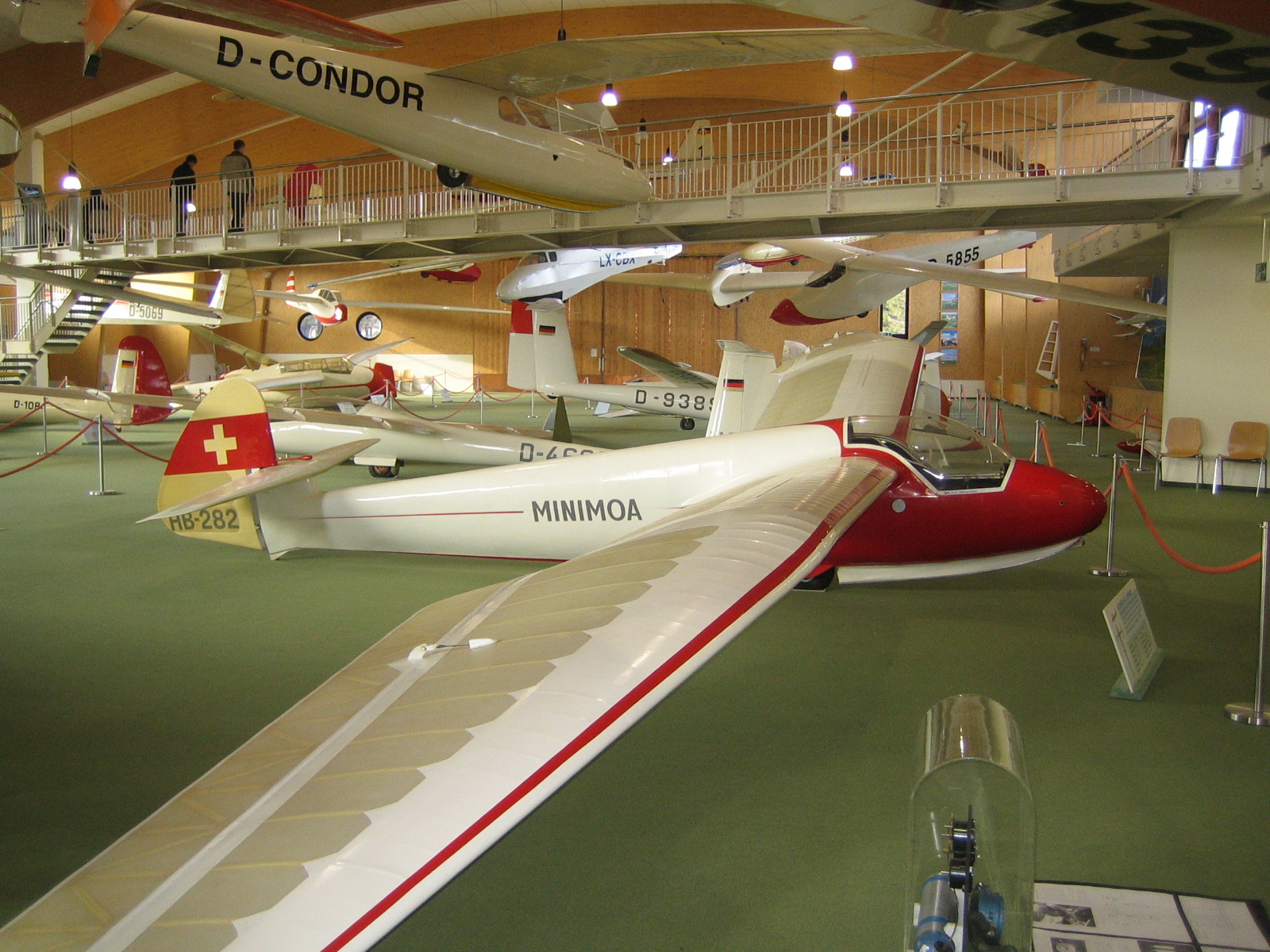 Glider Göppingen Gö 3 Minimoa, on display in the German Sailplane MuseumFrançais : Planeur Göppingen...