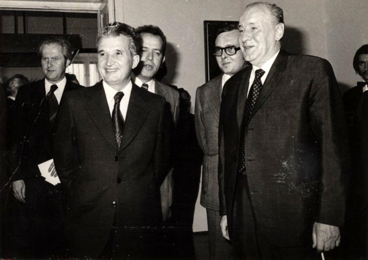 File:Nicolae Ceausescu and Janos Kadar (1977).jpg