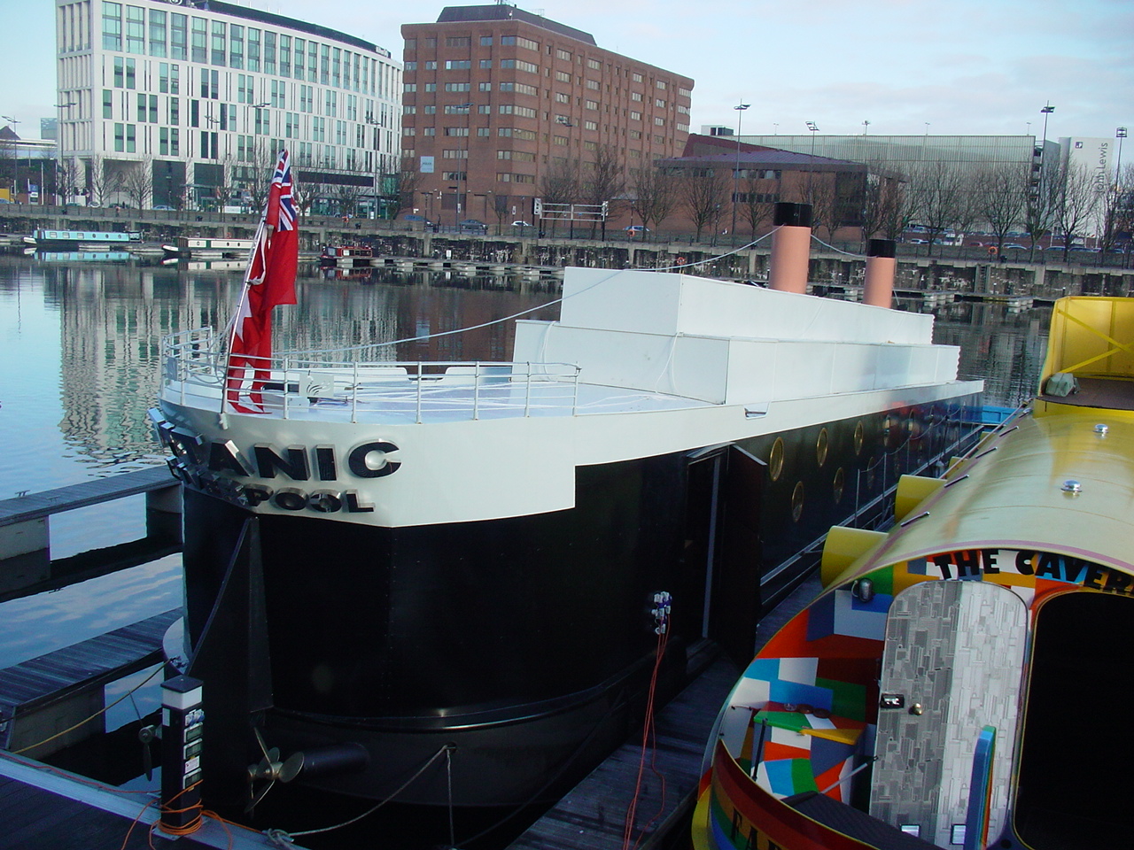 File:Titanic Liverpool hotel (2).JPG - Wikimedia Commons