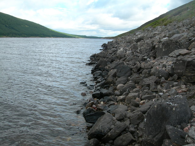 File:View of Loch Ericht showing rocky shoreline - geograph.org.uk - 607307.jpg