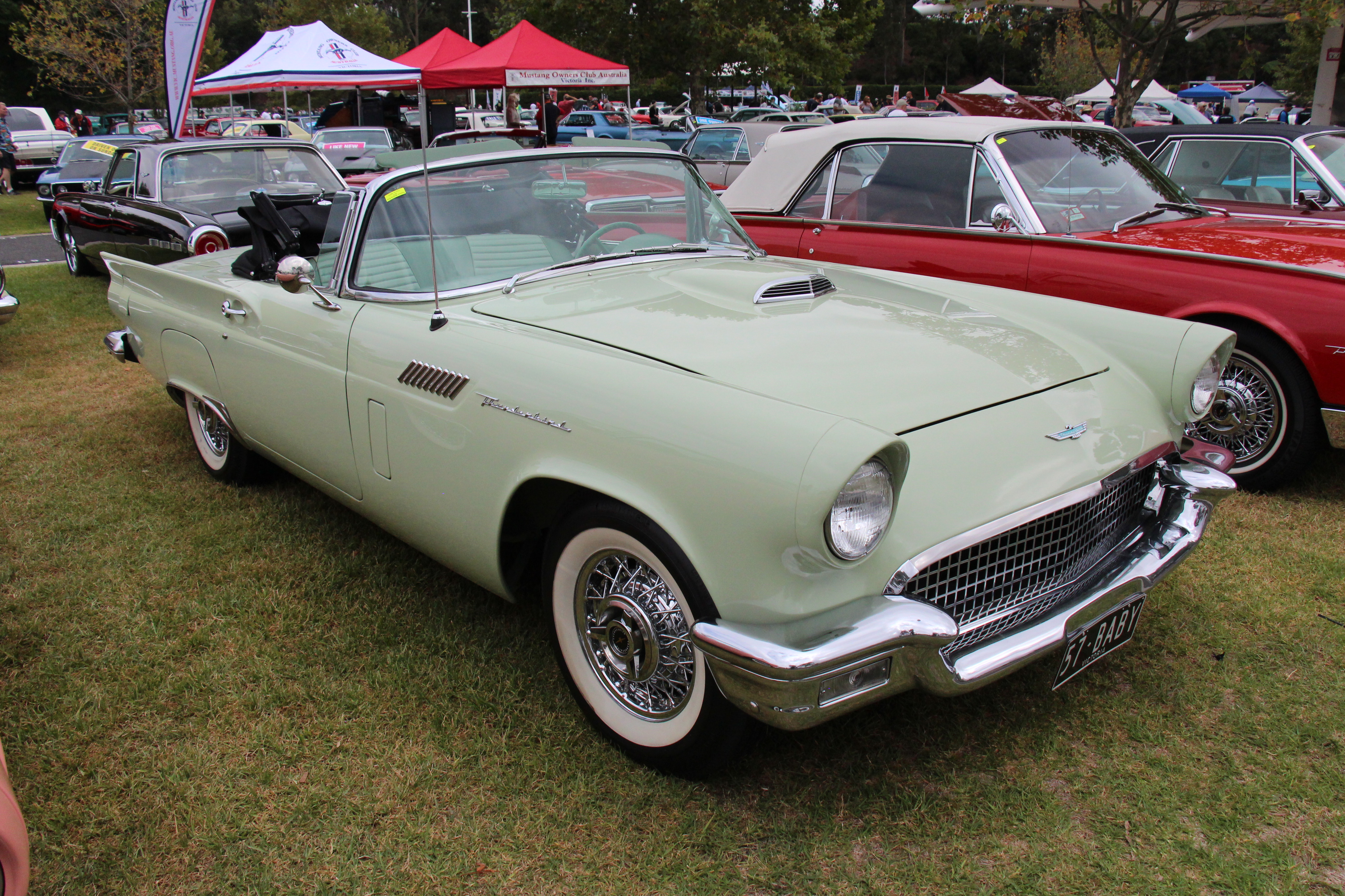 Ford Thunderbird 1957