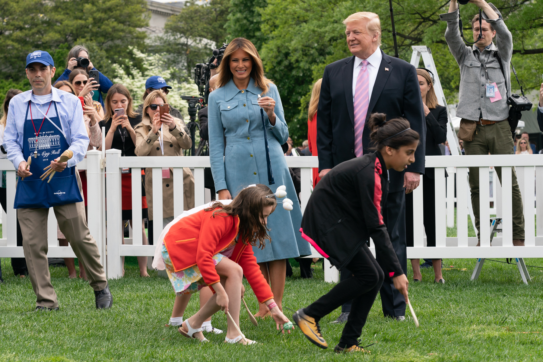 File:2019 White House Easter Egg Roll (46761550125).jpg - Wikimedia Commons