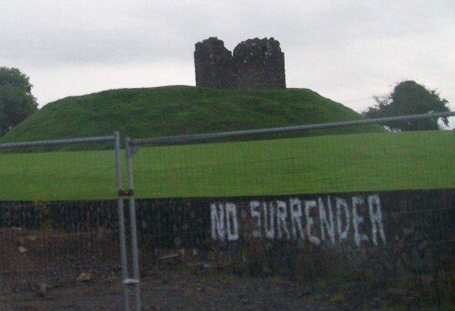 File:A defiant message below Clough Castle - geograph.org.uk - 1551613.jpg