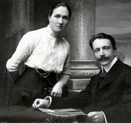 File:Alfred und Christine Roth um 1910.jpg