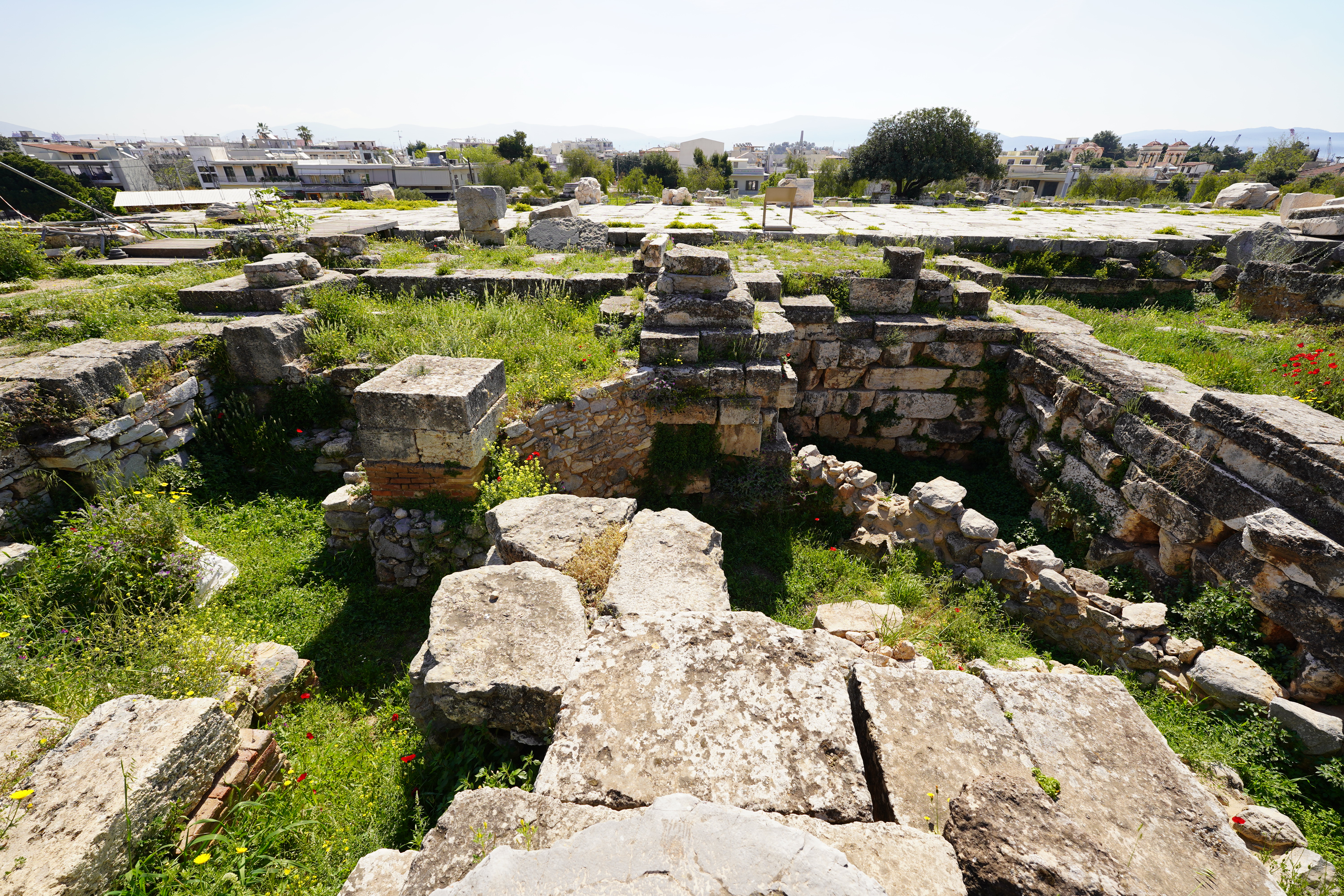 Archaeological_Site_of_Eleusis_-_Telesterion_02.jpg