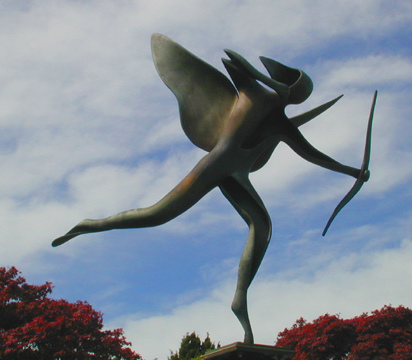 File:Archer Statue at Mona Vale.jpg