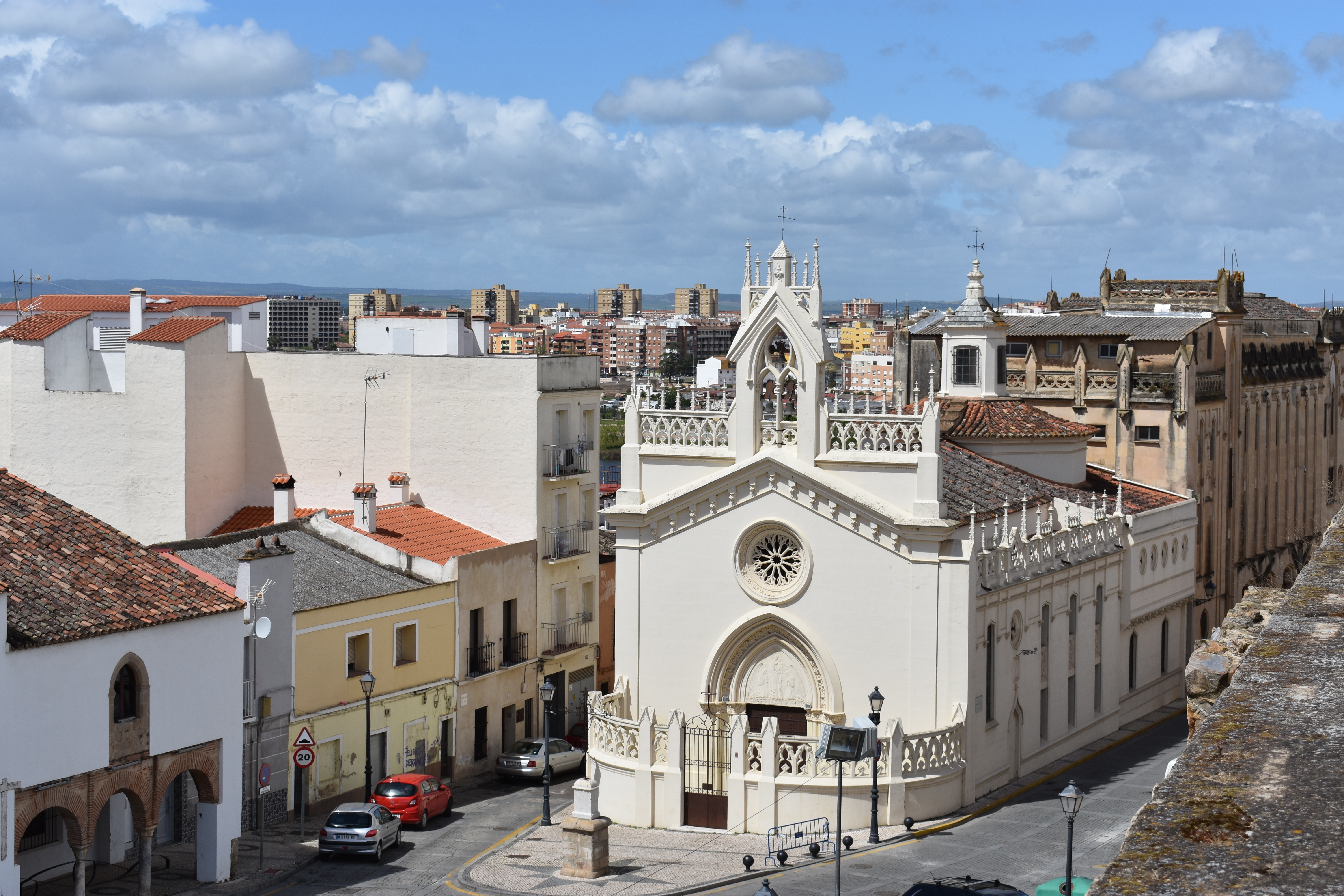 Que rio pasa por badajoz