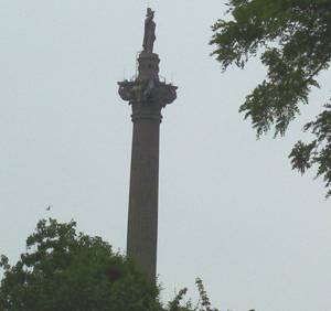 File:BrockStatueQueenstonHeights23.jpg