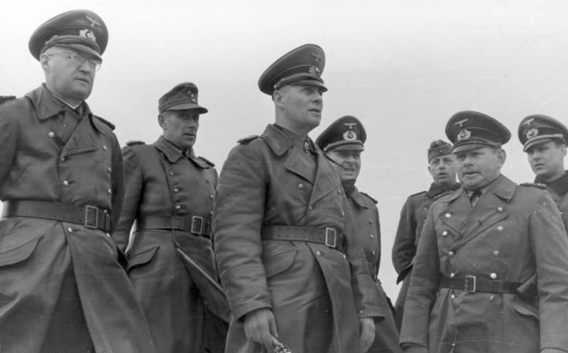 File:Bundesarchiv Bild 101I-298-1758-19, Frankreich, Rommel und Offiziere an Somme-Mündung.jpg