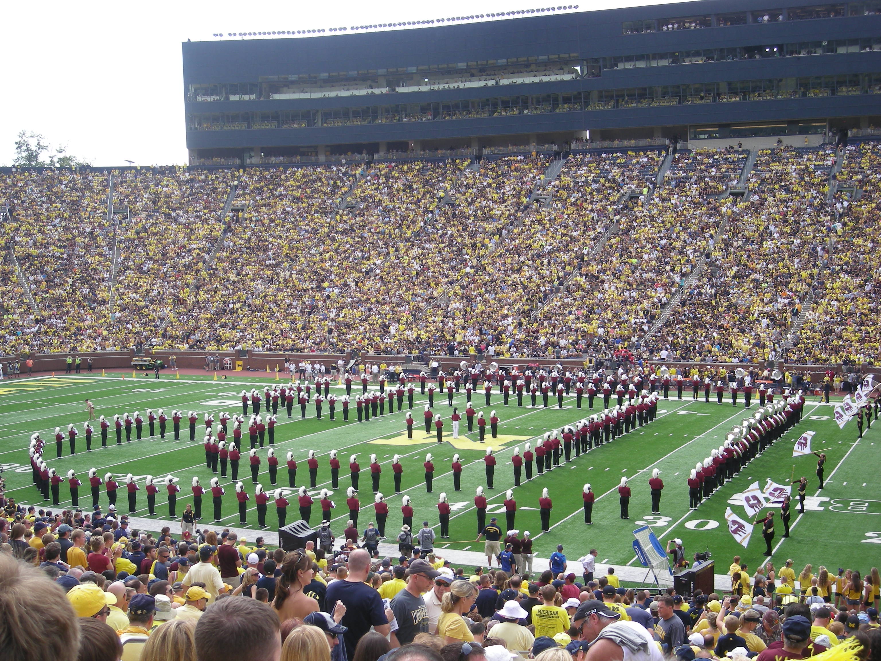 File Central Michigan vs. Michigan football 2013 03 Chippewa