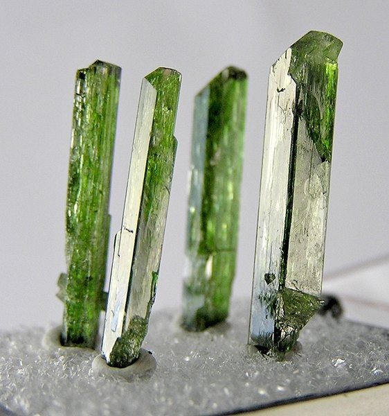 Diopside-140495