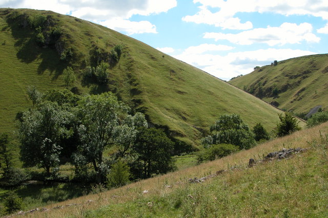 Dovedale above Coldeaton Bridge - geograph.org.uk - 309605