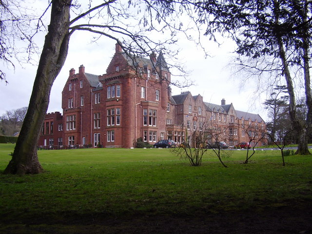 File:Dryburgh Abbey Hotel - geograph.org.uk - 762998.jpg